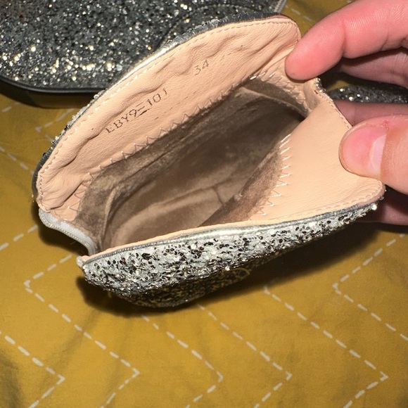 NWOT GLITTERY SILVER WESTERN STYLE BOOTS 😍❤️ - Picture 5 of 8